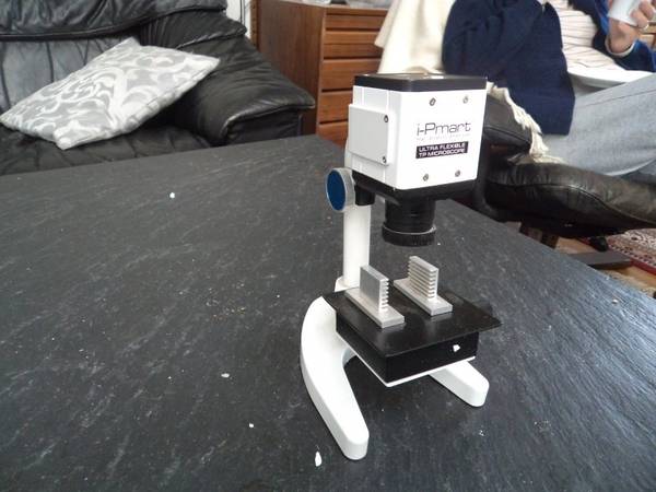 Microscope