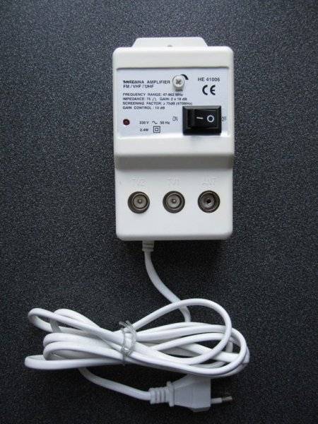(NY) Vandenberg 18 db Linie forstærker FM, VHF, UHF