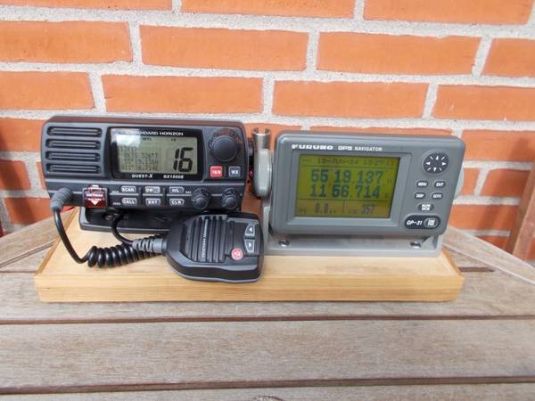 VHF/DSC radio system